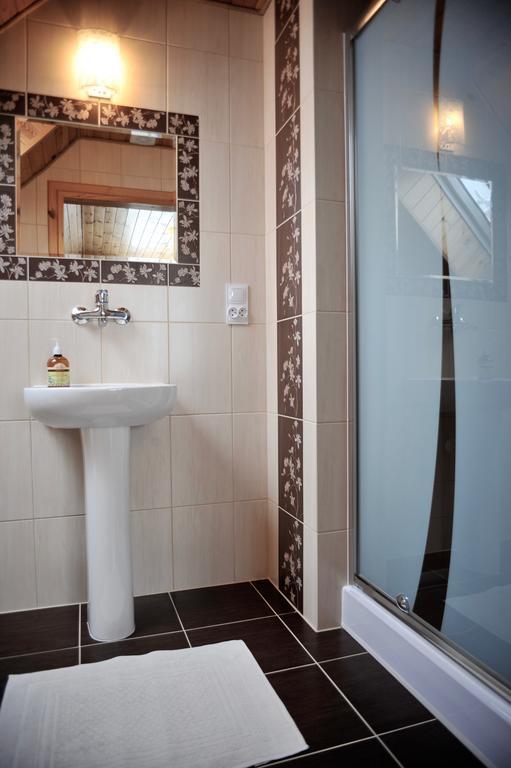 "Pod Szumiaca Topola" Apartman Białowieża Kültér fotó